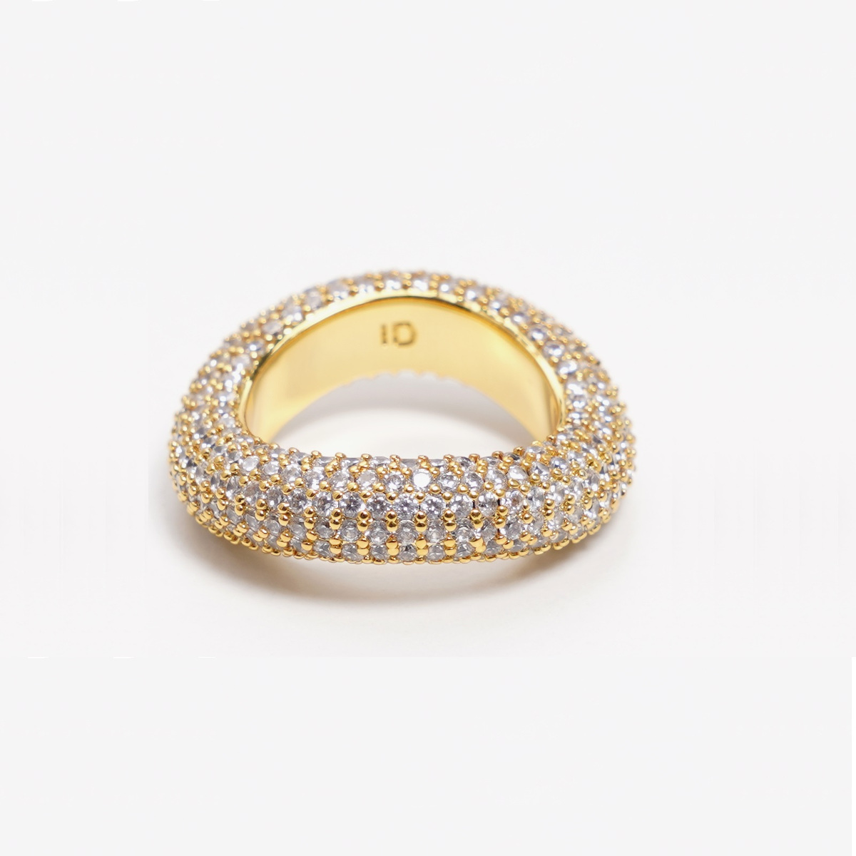 IZABEL DISPLAY RING BEYOND GOLD WHITE