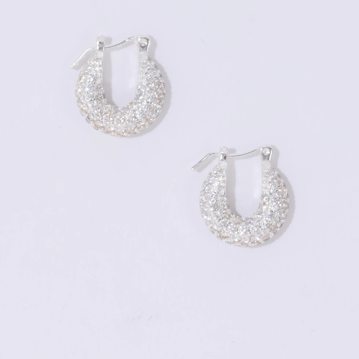 PEARL OCTOPUSS.Y ØREDOBBER TINY DIAMOND HOOPS