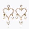 CAROLINE SVEDBOM ØREDOBBER HEART PEARL