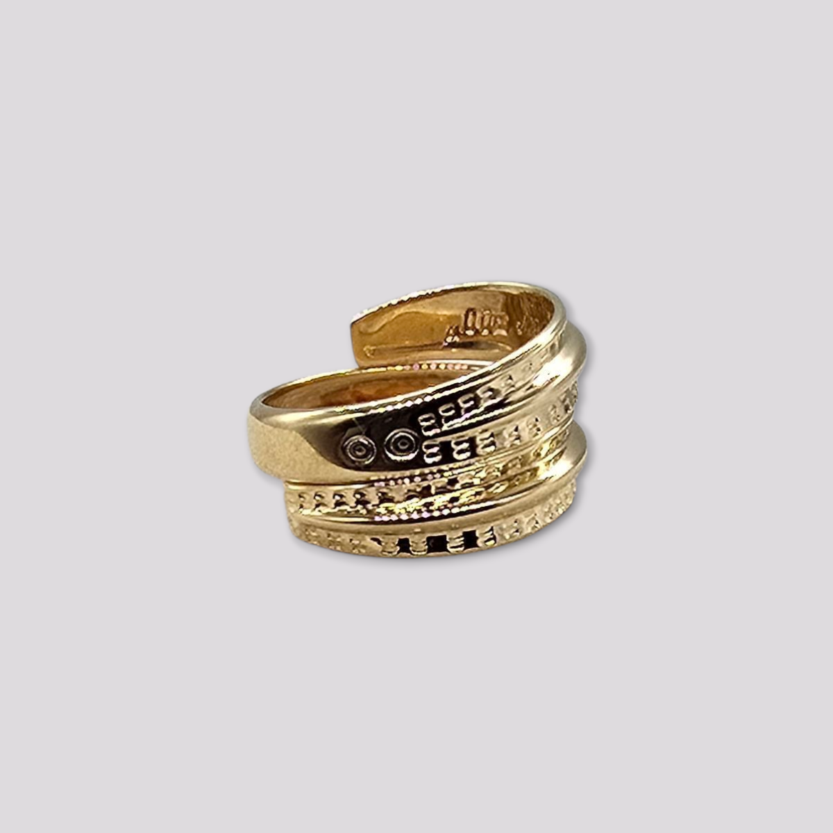HELLMAN VINTAGE RING SAGA