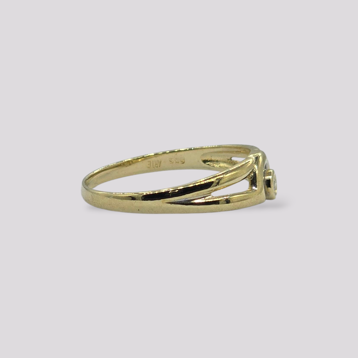 HELLMAN VINTAGE RING MED DIAMANT