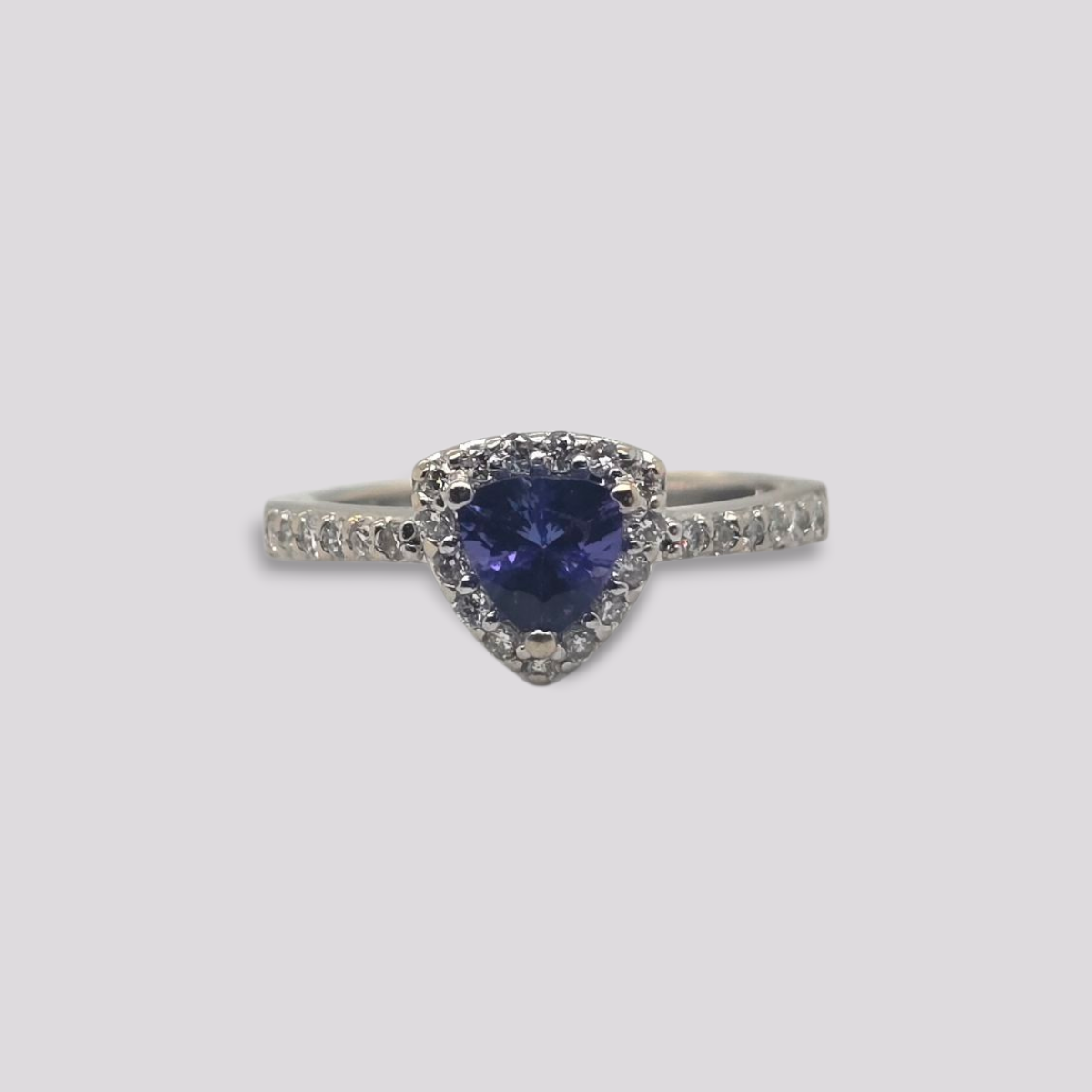 HELLMAN VINTAGE RING MED TANZANITE