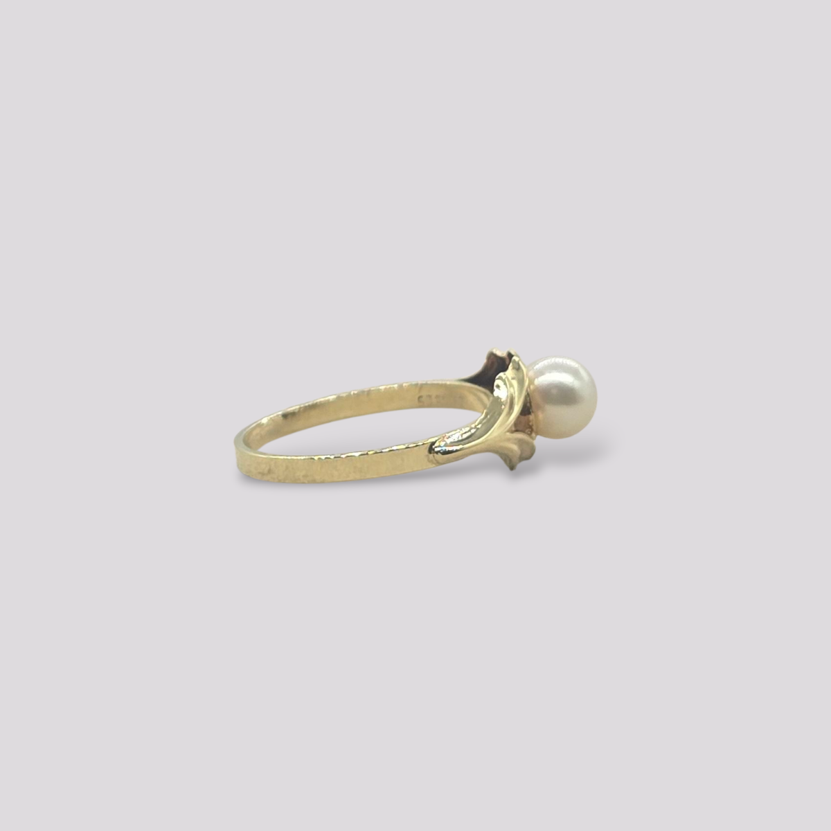 HELLMAN VINTAGE RING MED PERLE