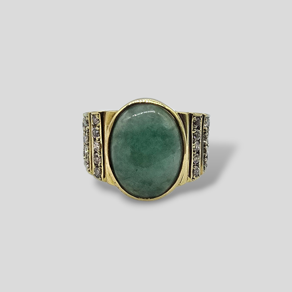 HELLMAN VINTAGE RING MED GRØNN AGAT OG BRILLIANTER