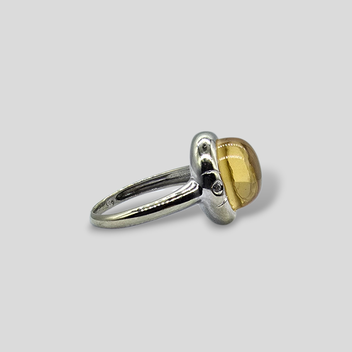 HELLMAN VINTAGE RING MED PERLEMOR/KVARTS