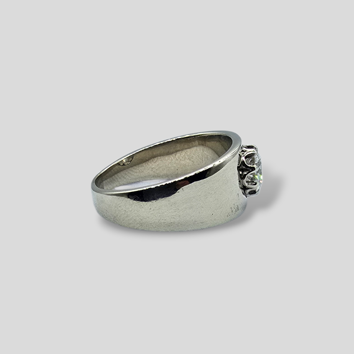 HELLMAN VINTAGE RING MED DIAMANT