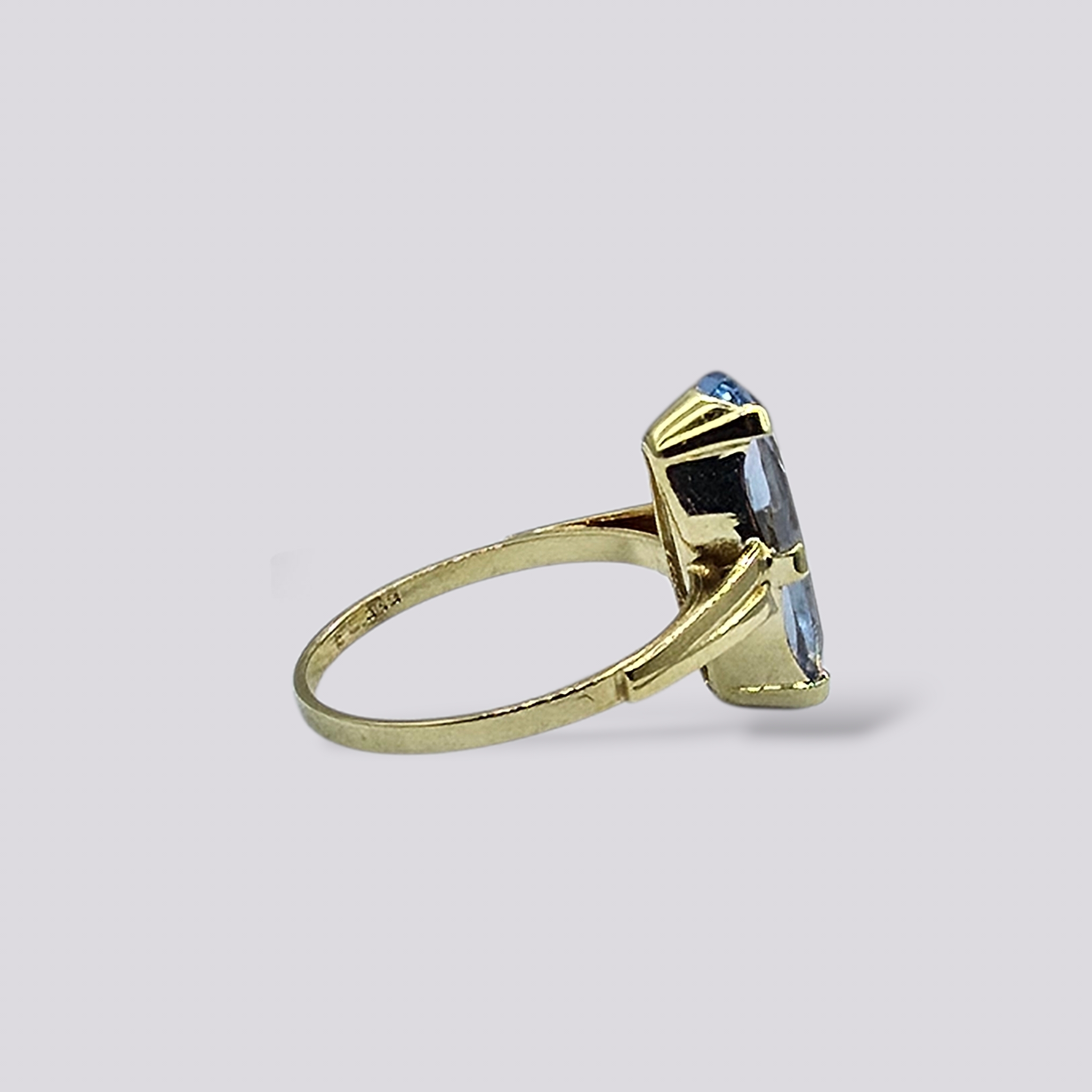 HELLMAN VINTAGE RING MED TOPAS