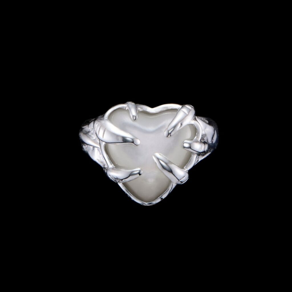 MARIA NILSDOTTER RING EIGHT OF WANDS